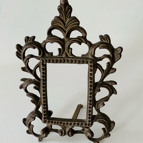 Ornate Victorian Cost Metal Small Frame - Picture 8 of 8